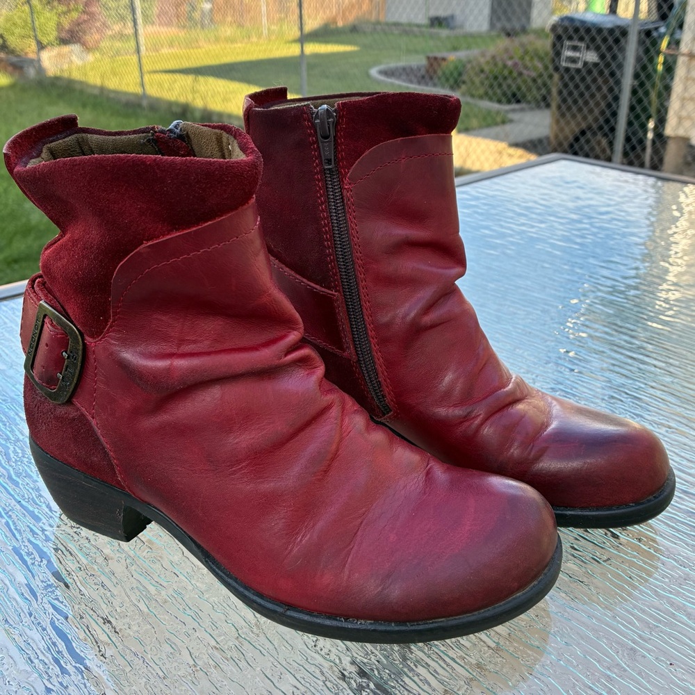 Fly London Mel Red Leather Boot w/ Zip and Buckle Women's Size 37